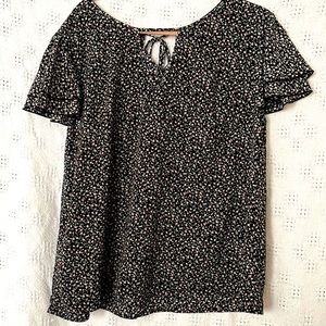 SHEIN floral blouse with flutter sleeves size 2XL (US 16)